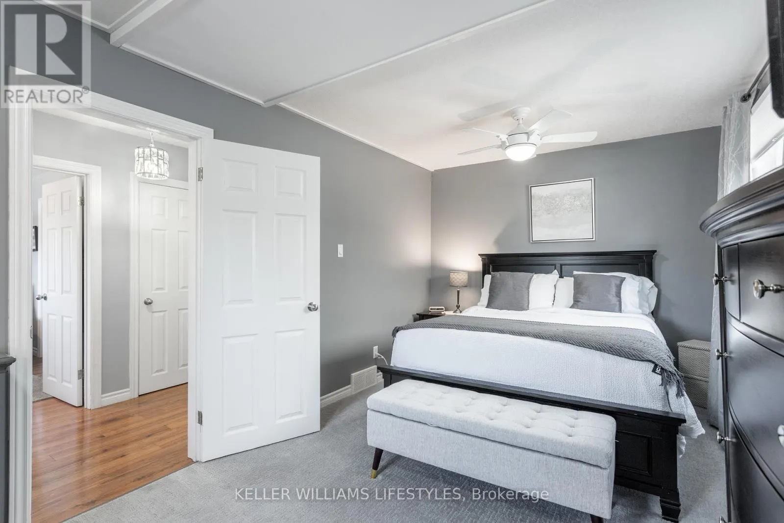 25 QUEENSTON CRESCENT