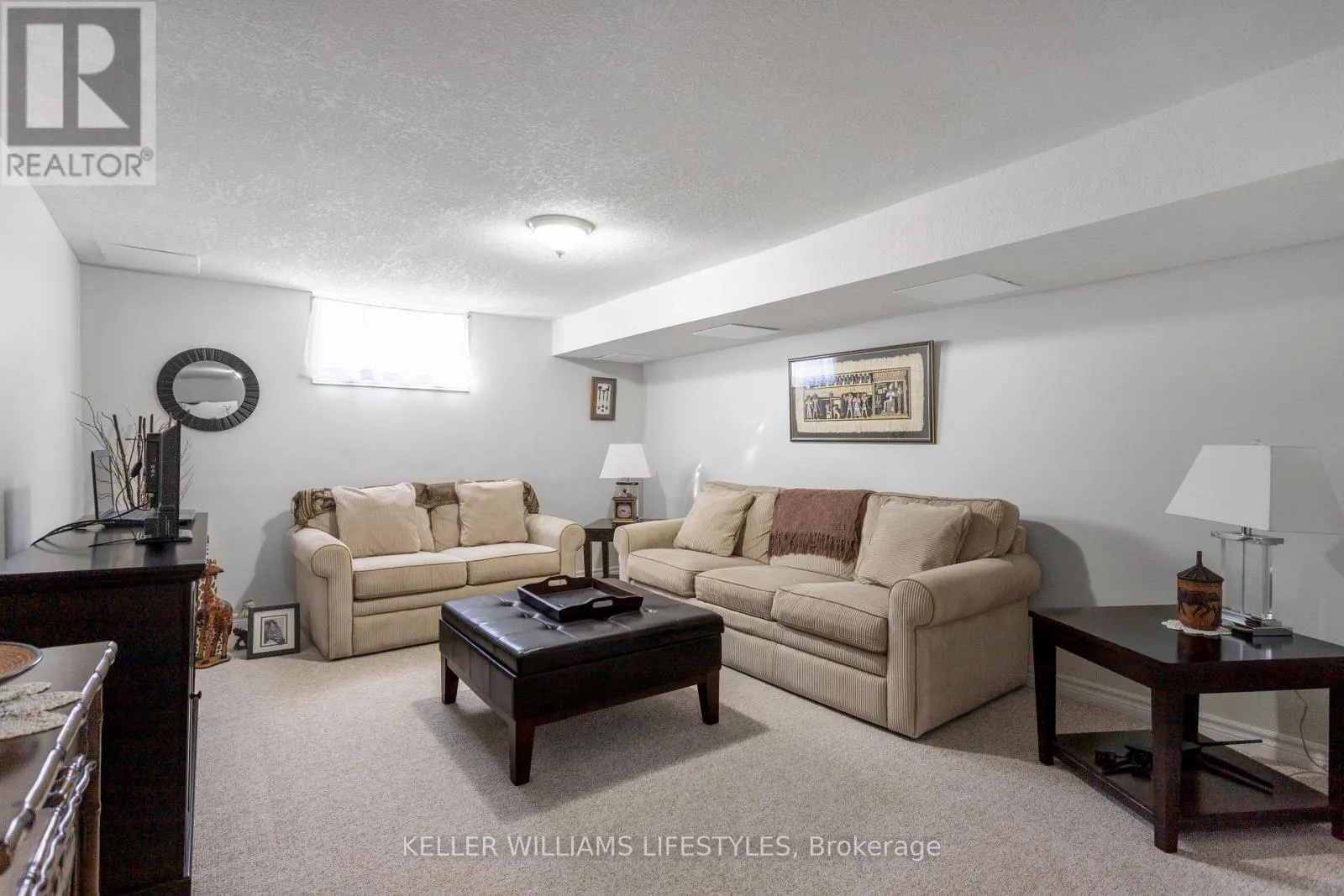 25 QUEENSTON CRESCENT