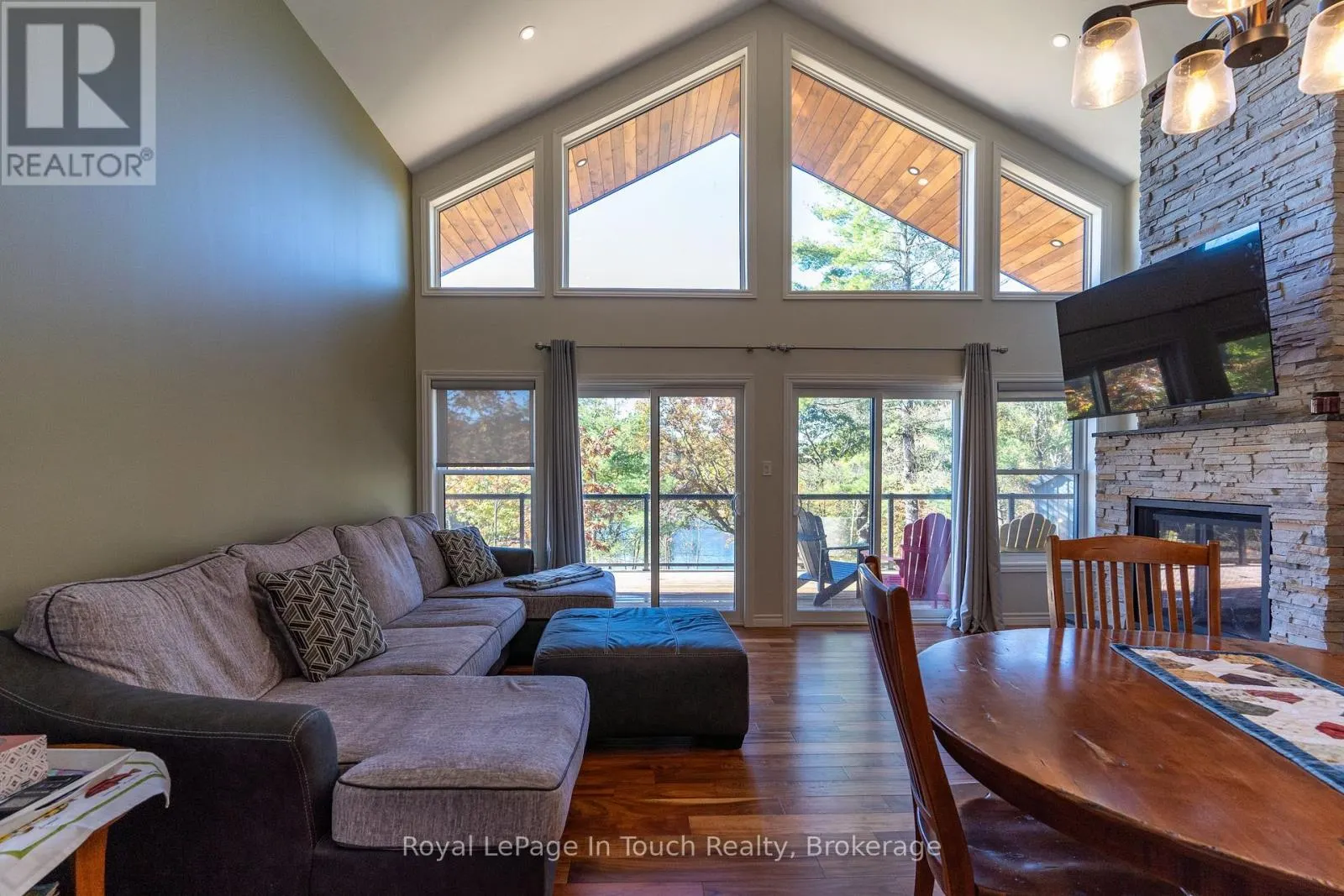8814 GEORGIAN BAY SHORE