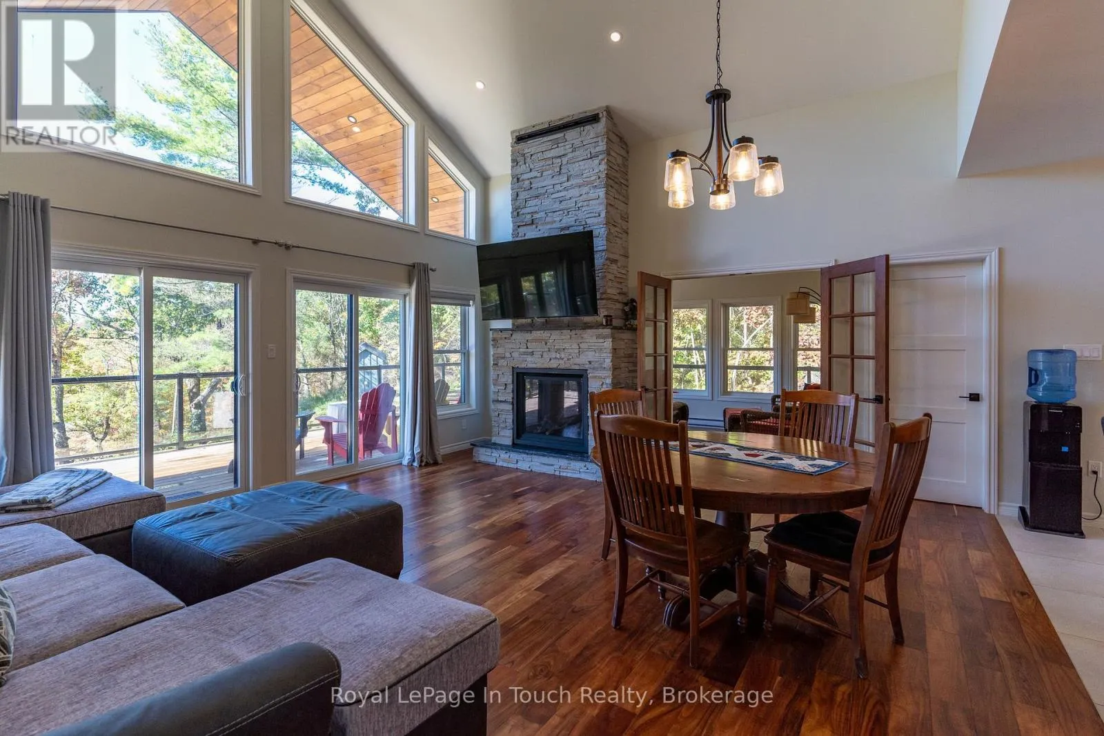 8814 GEORGIAN BAY SHORE