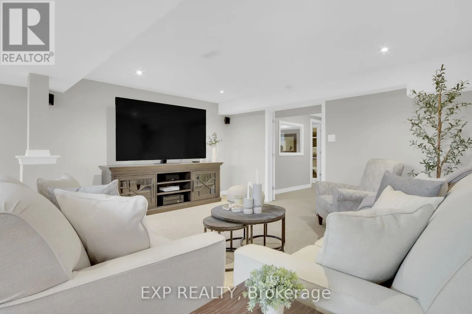 6654 STILLWOOD DRIVE