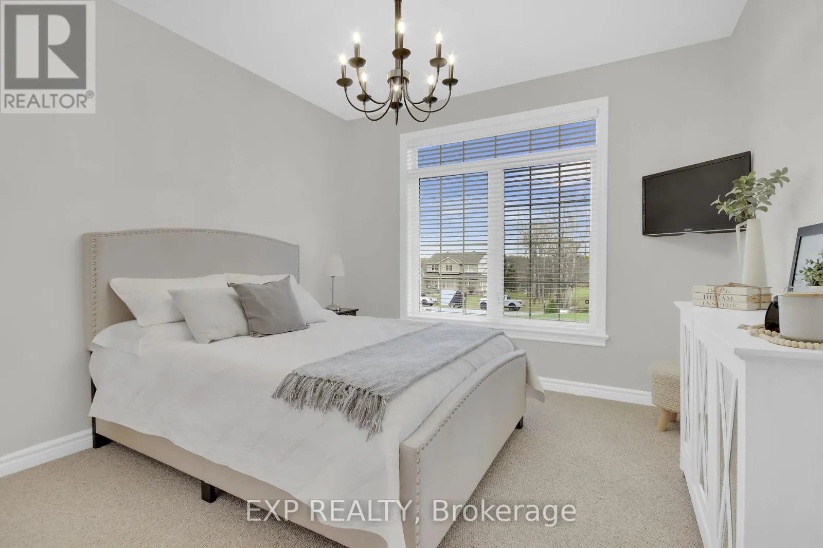 6654 STILLWOOD DRIVE