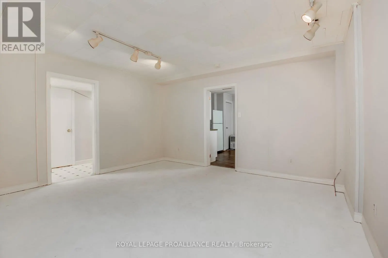30 PRINCE EDWARD STREET W