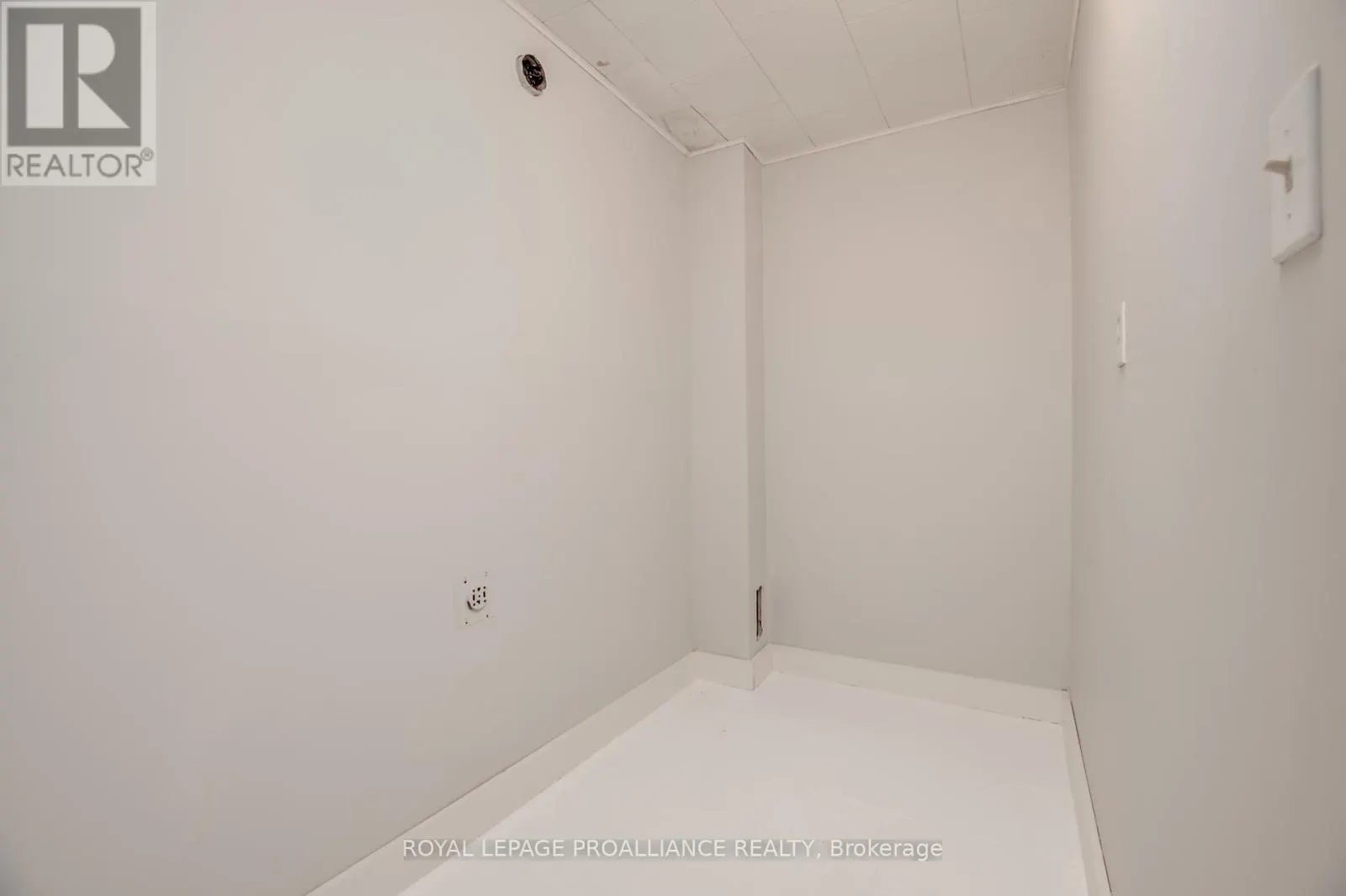 30 PRINCE EDWARD STREET W