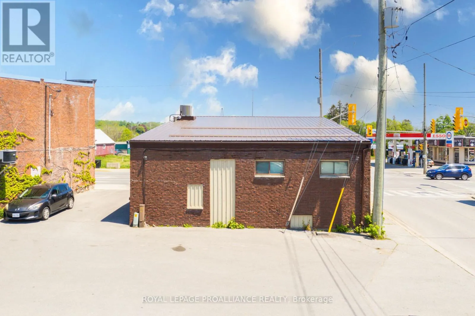 30 PRINCE EDWARD STREET W