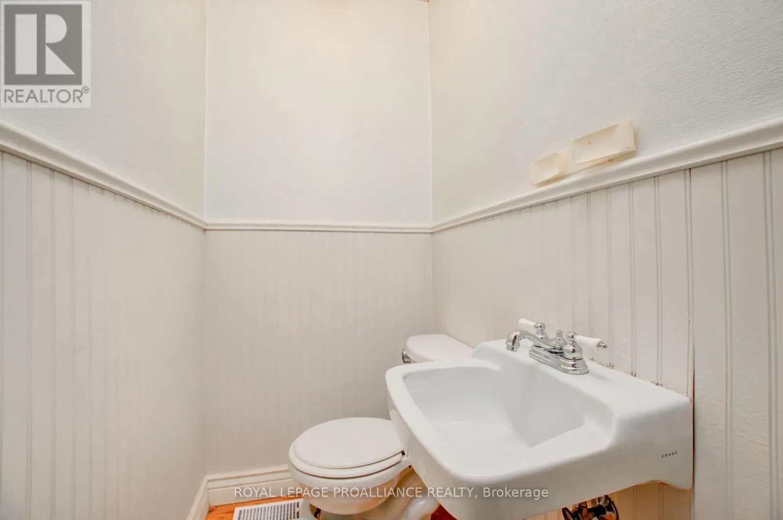 30 PRINCE EDWARD STREET W