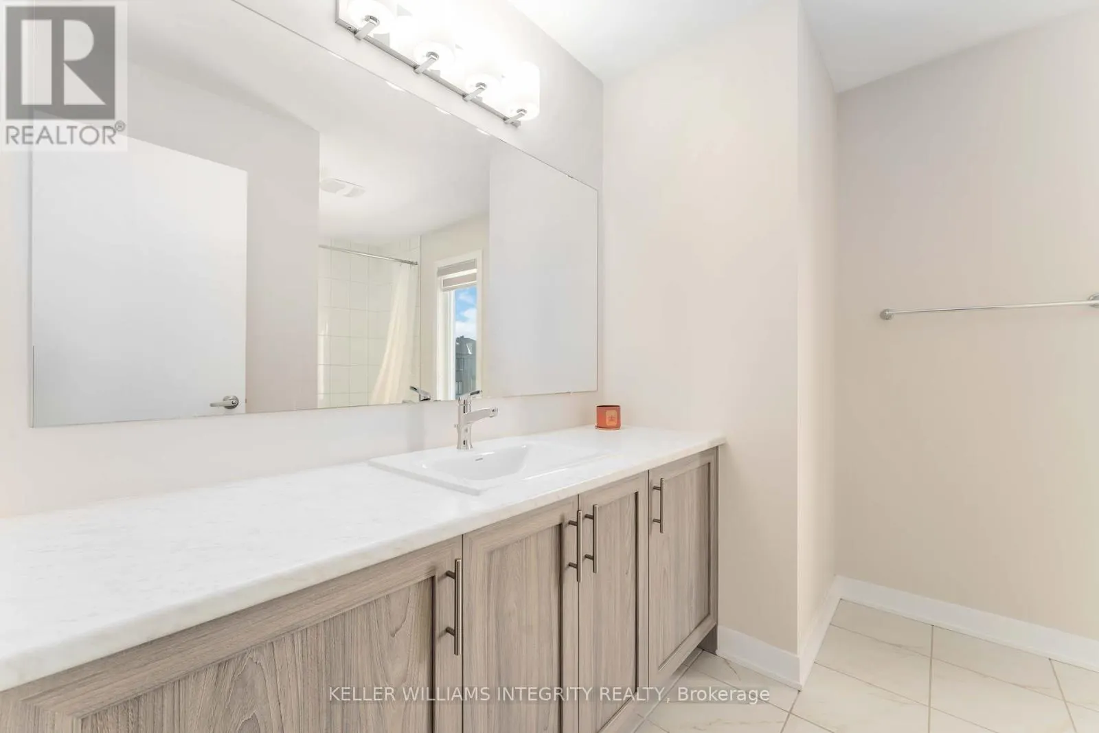 216 CONSERVANCY DRIVE