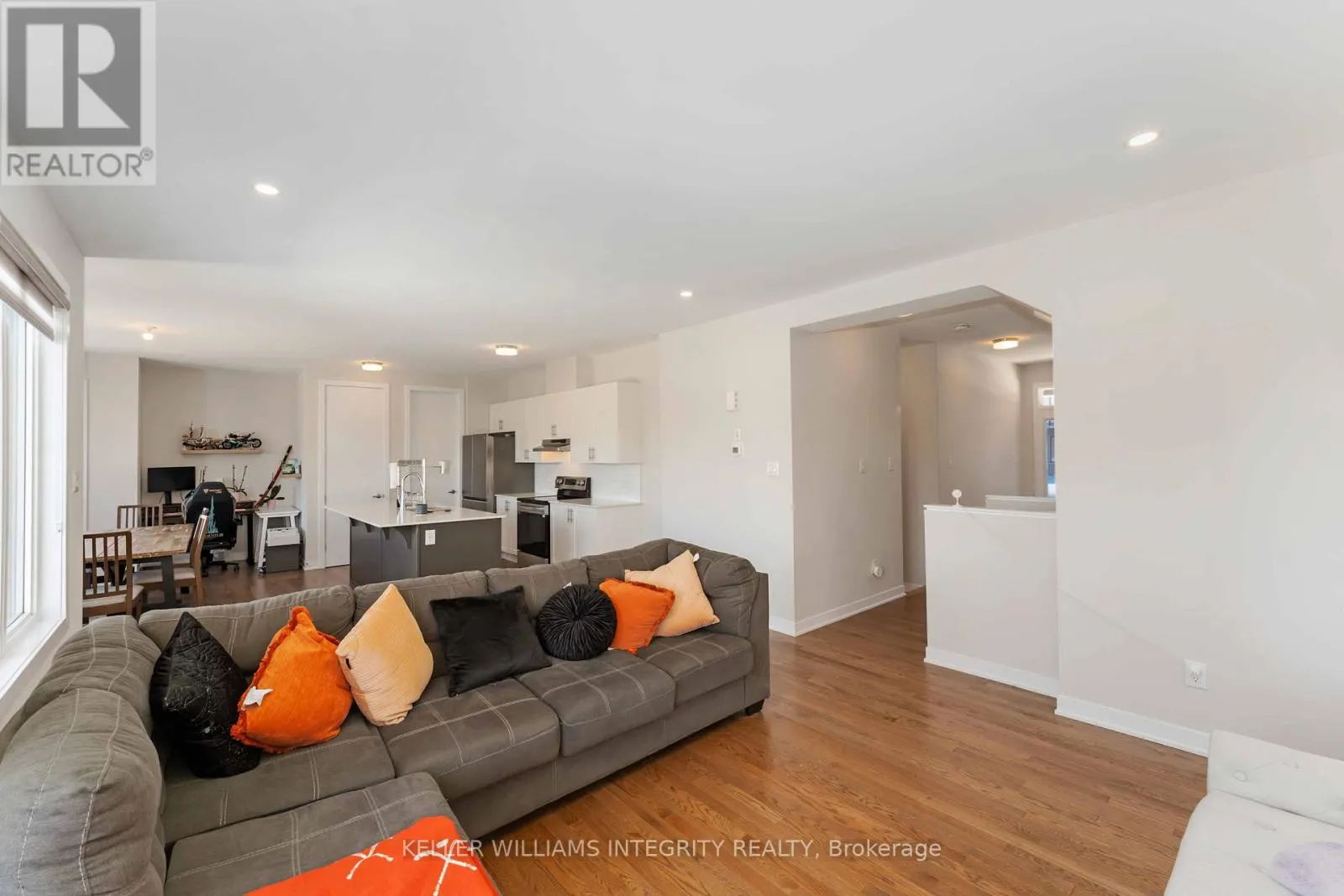 216 CONSERVANCY DRIVE