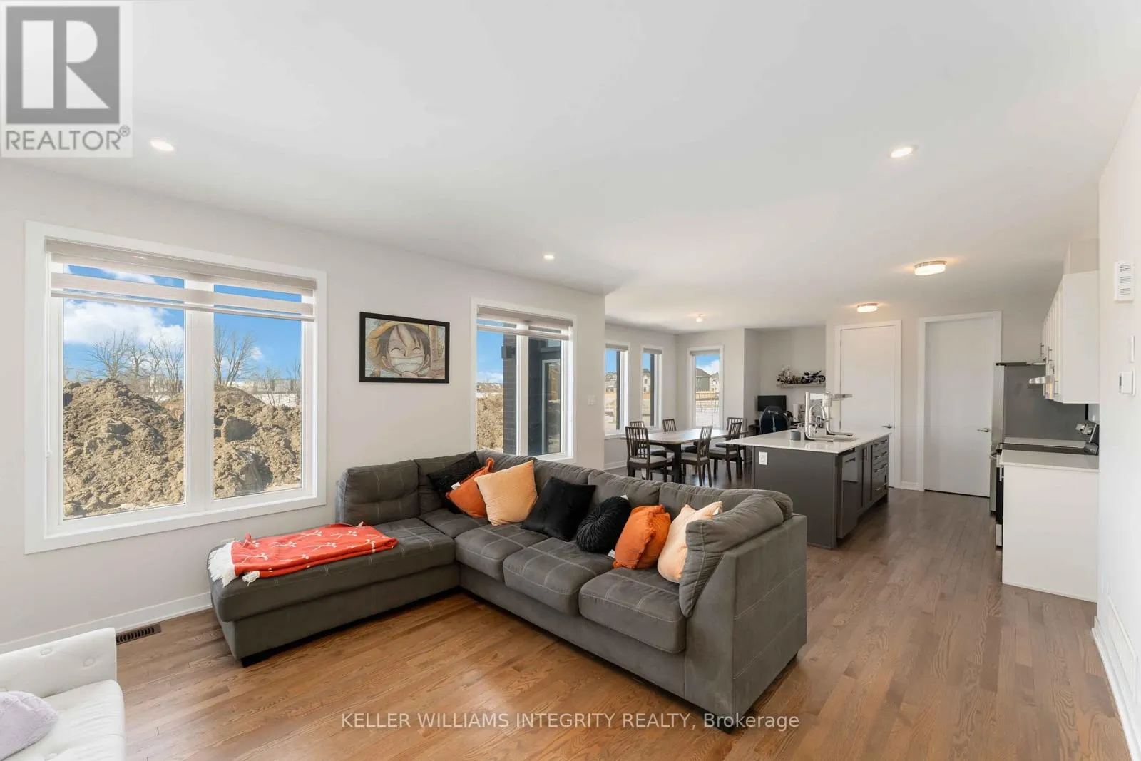 216 CONSERVANCY DRIVE