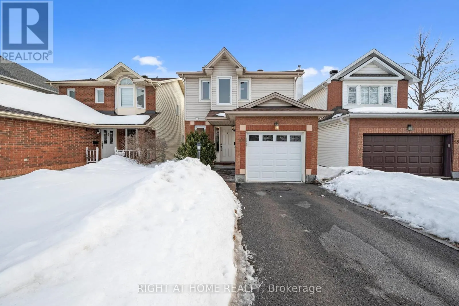 100 LONGSHIRE CIRCLE