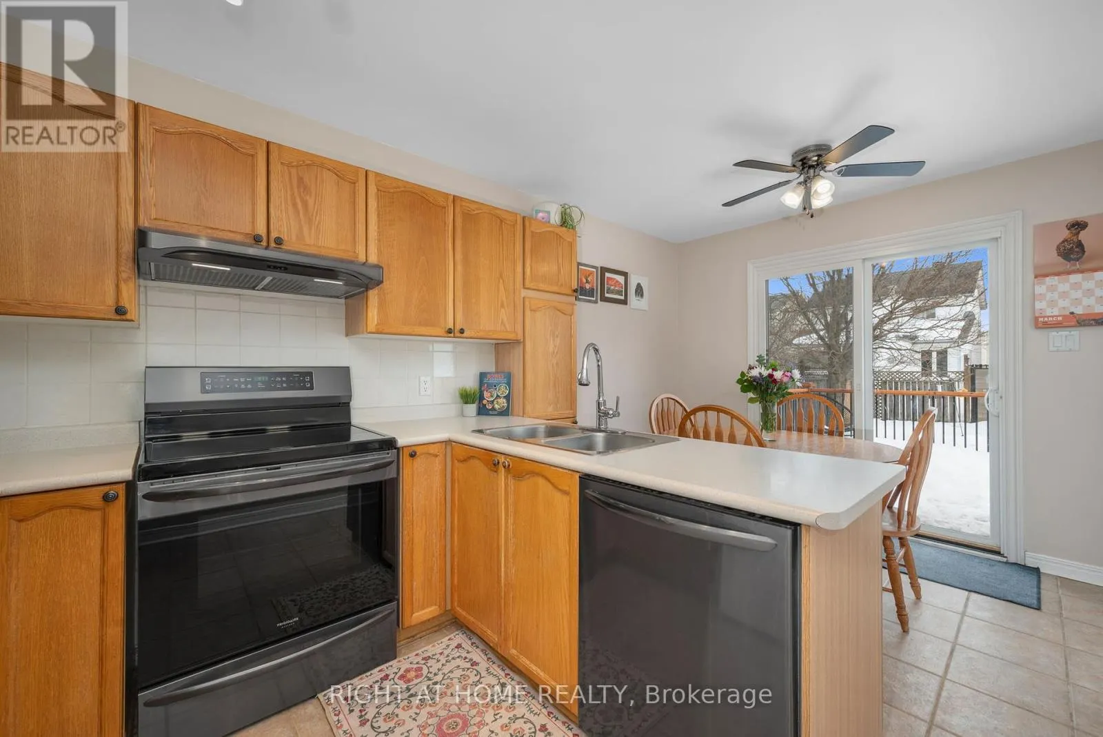 100 LONGSHIRE CIRCLE