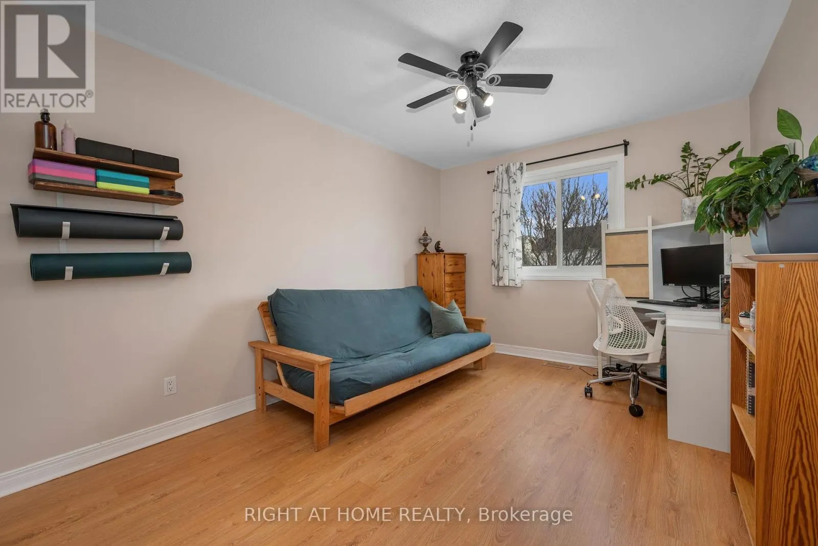 100 LONGSHIRE CIRCLE