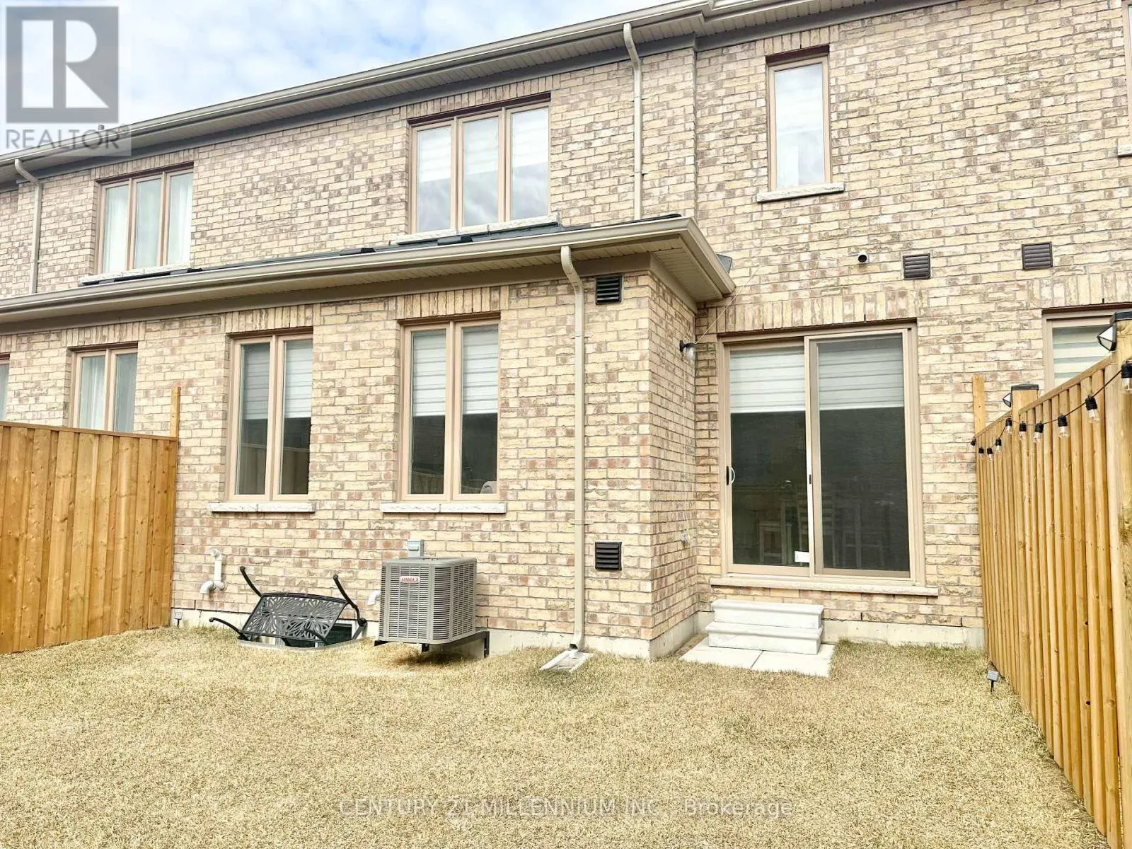 25 HARWOOD STREET