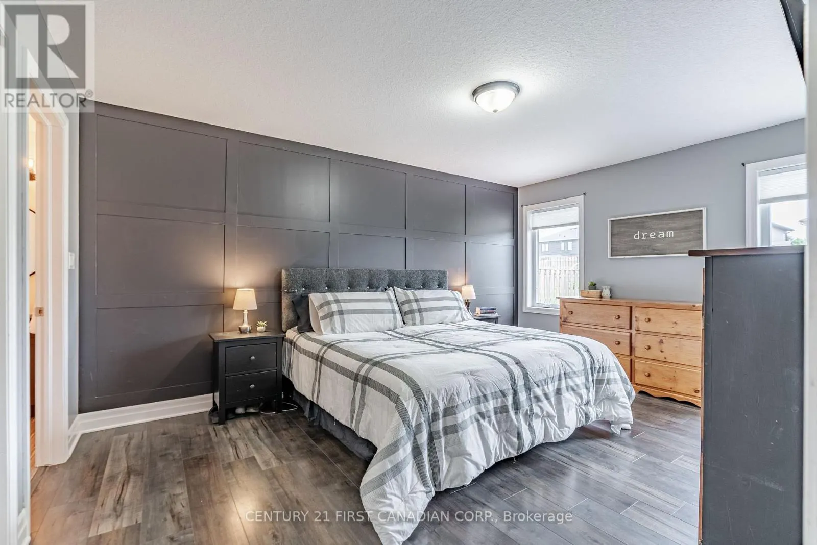 181 GILMOUR DRIVE