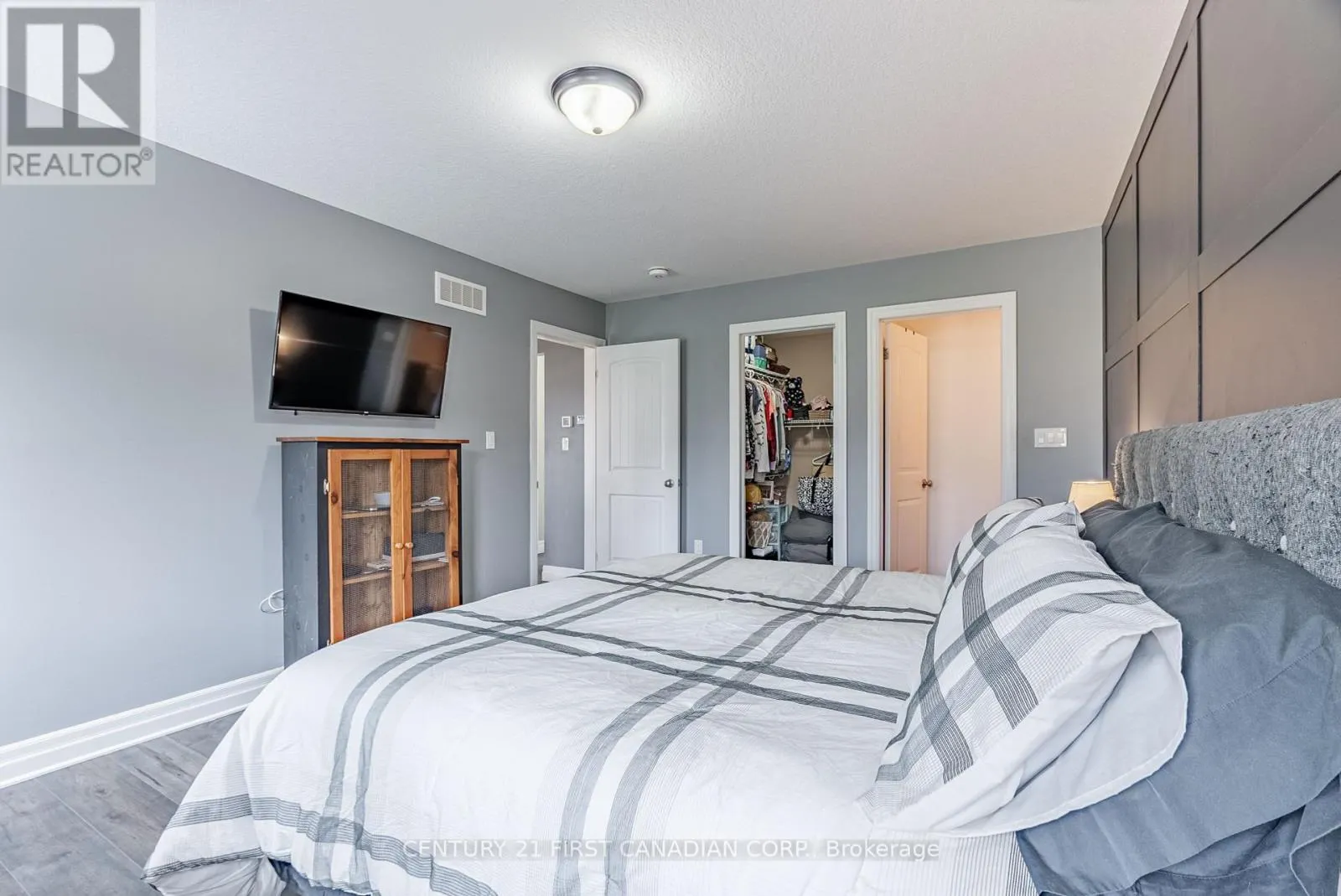 181 GILMOUR DRIVE