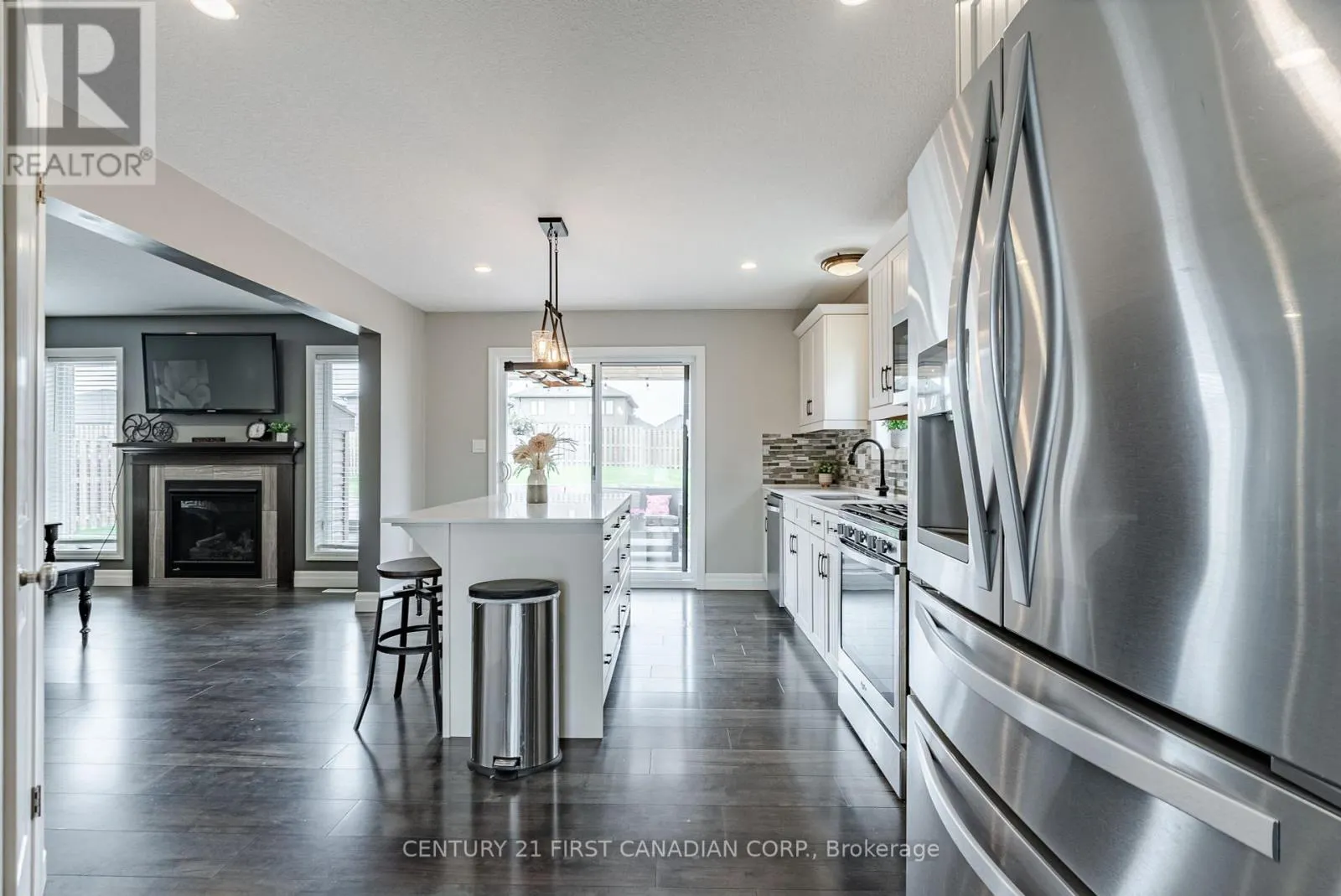 181 GILMOUR DRIVE