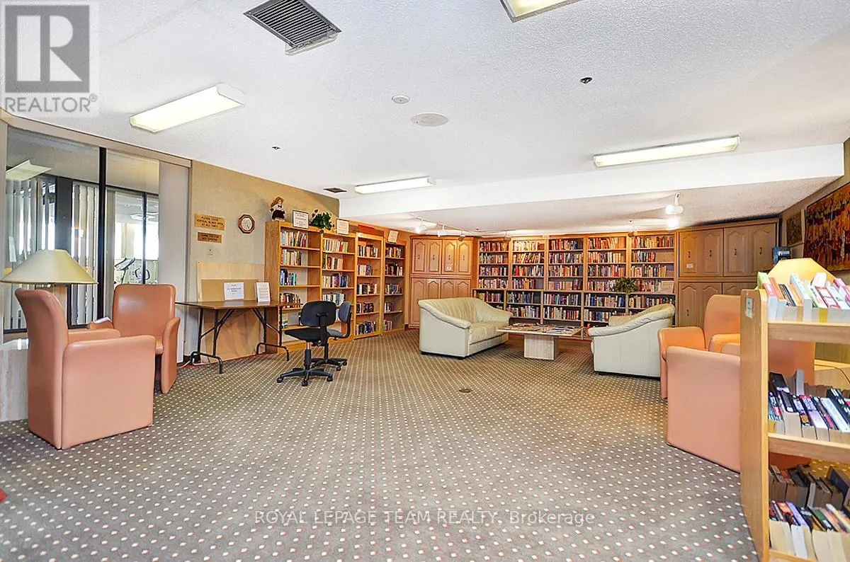 303 - 1500 RIVERSIDE DRIVE