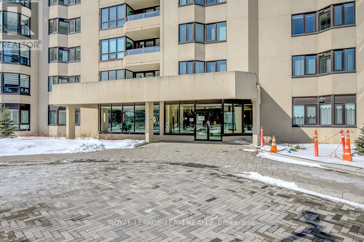 303 - 1500 RIVERSIDE DRIVE