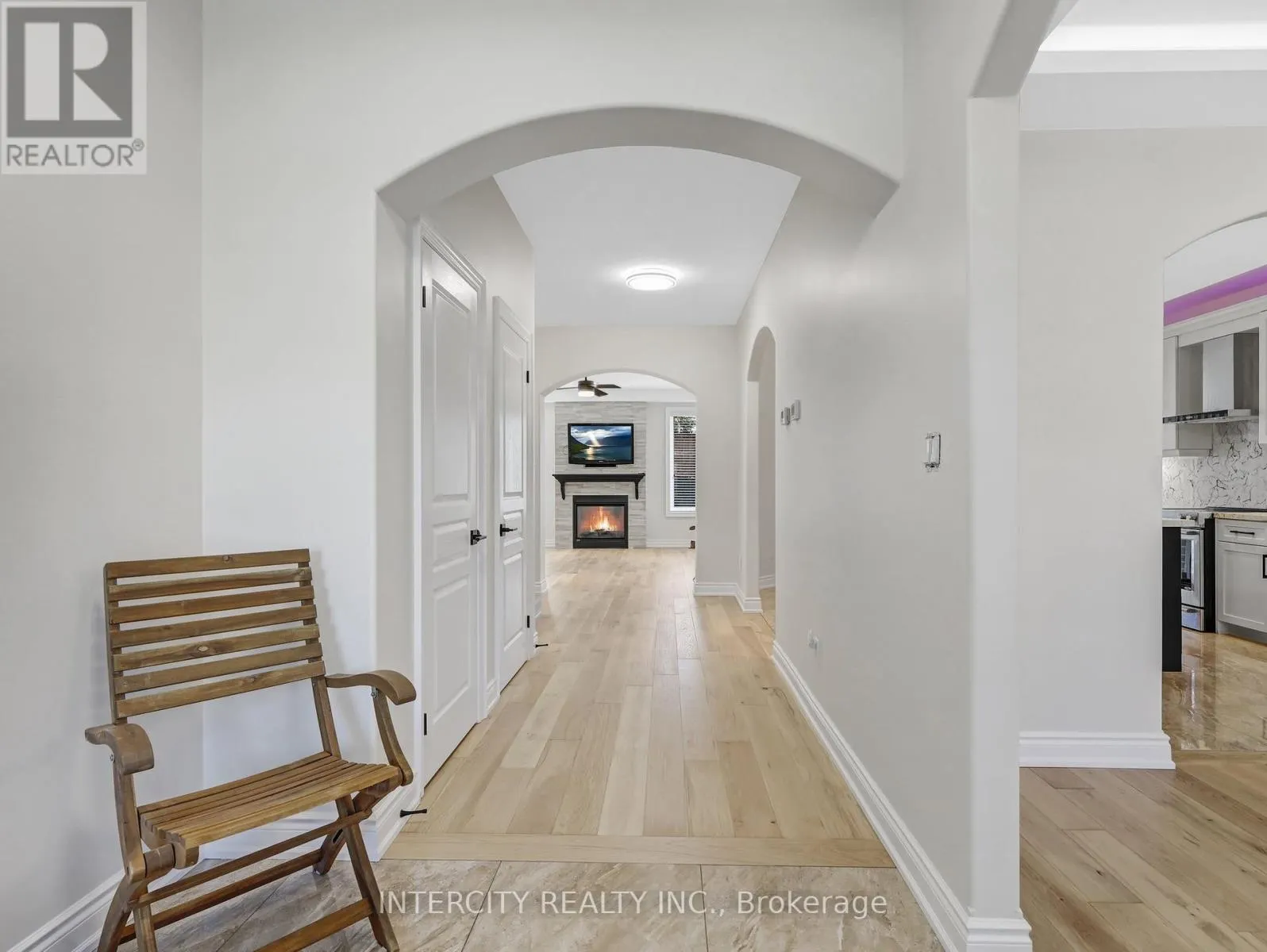 2346 LEEDS CROSSING