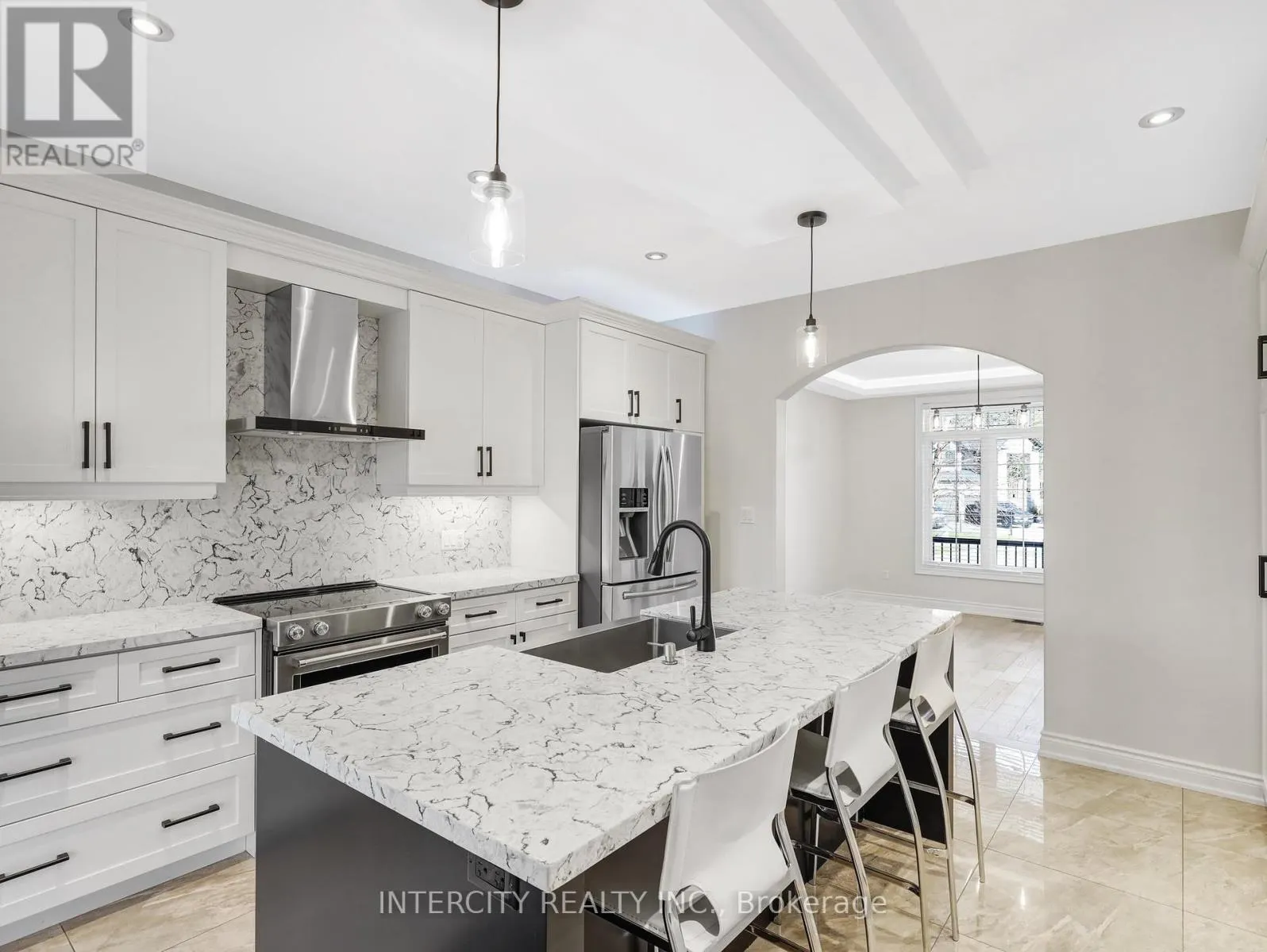 2346 LEEDS CROSSING
