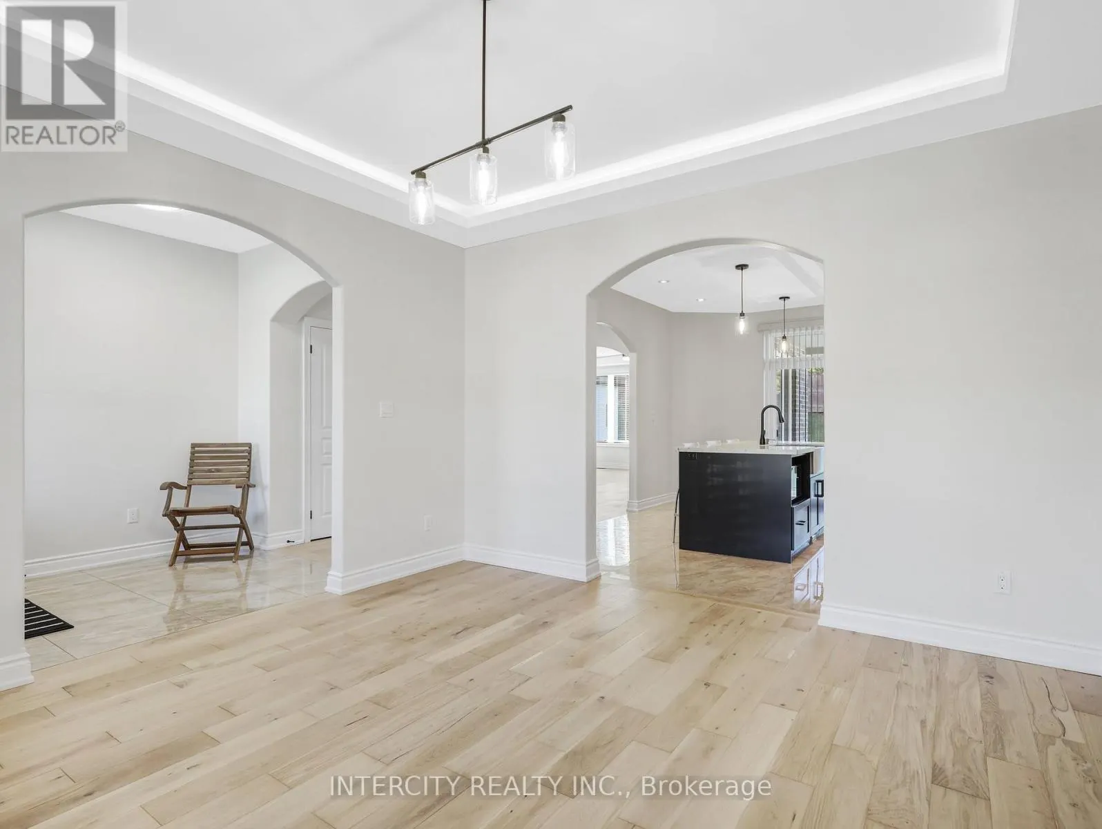 2346 LEEDS CROSSING
