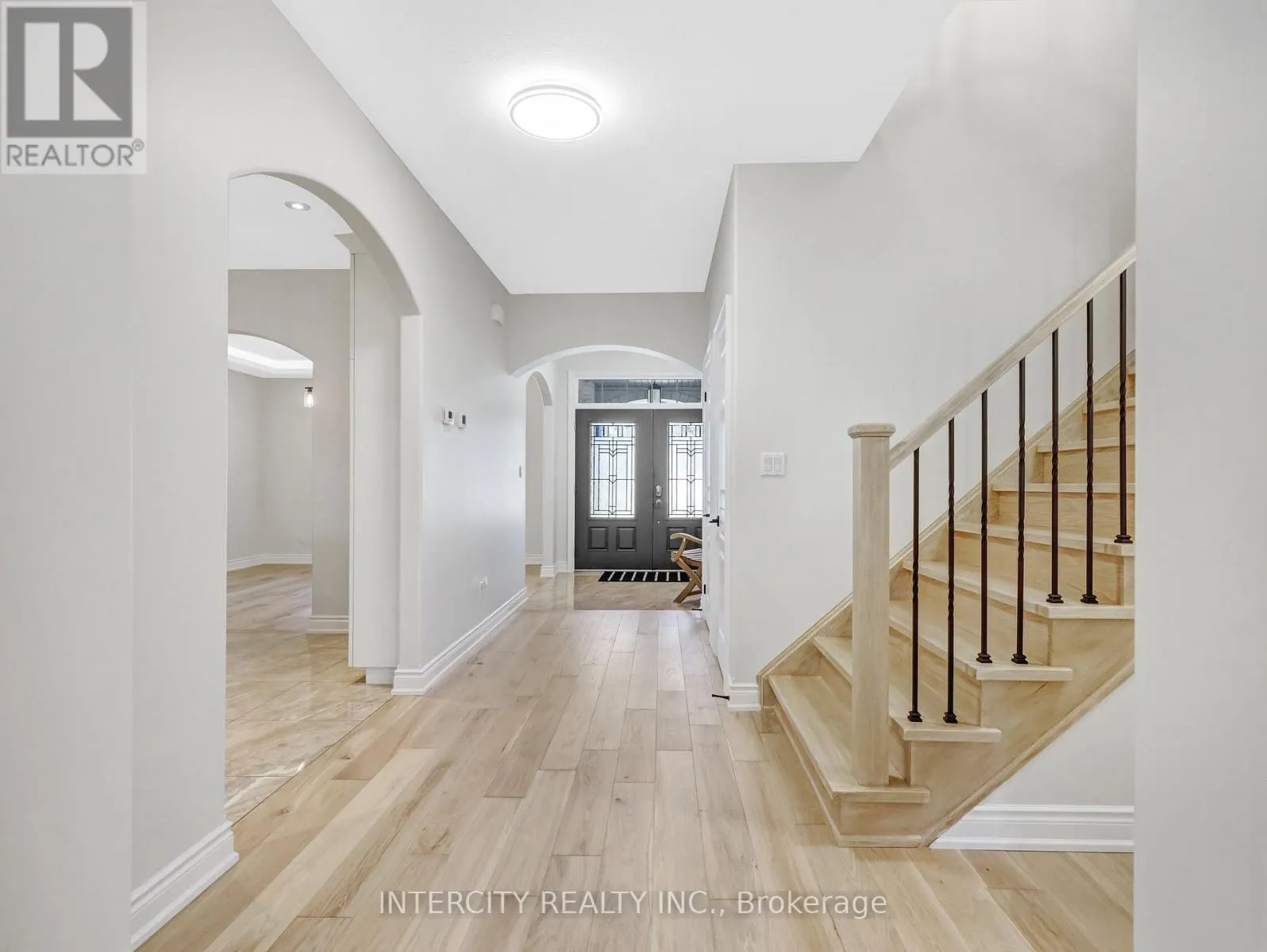 2346 LEEDS CROSSING