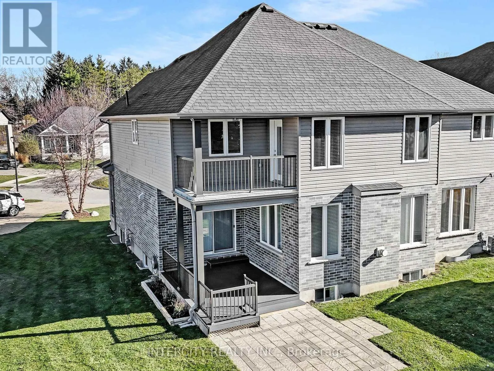 2346 LEEDS CROSSING