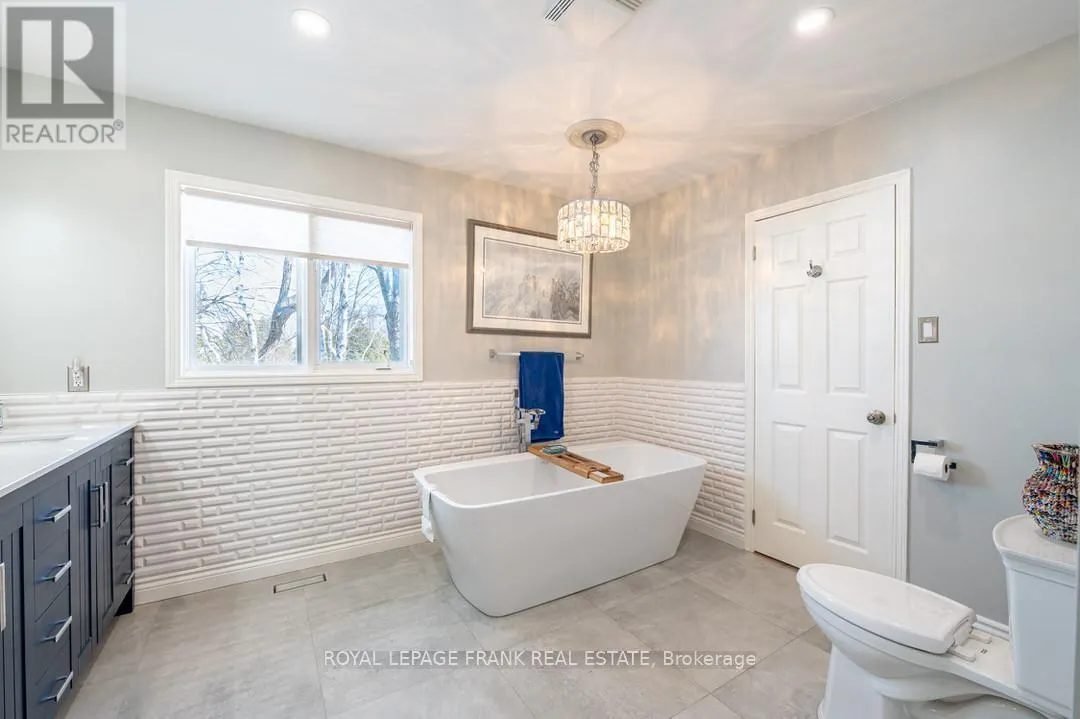978 HARRINGTON LINE