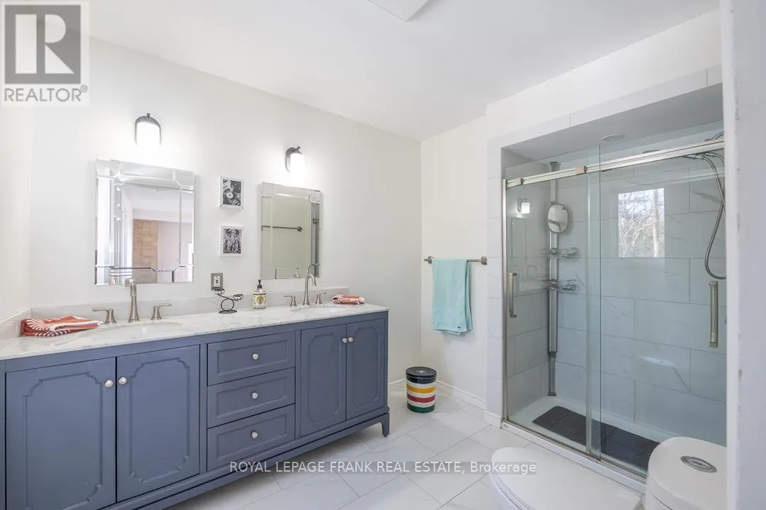 978 HARRINGTON LINE