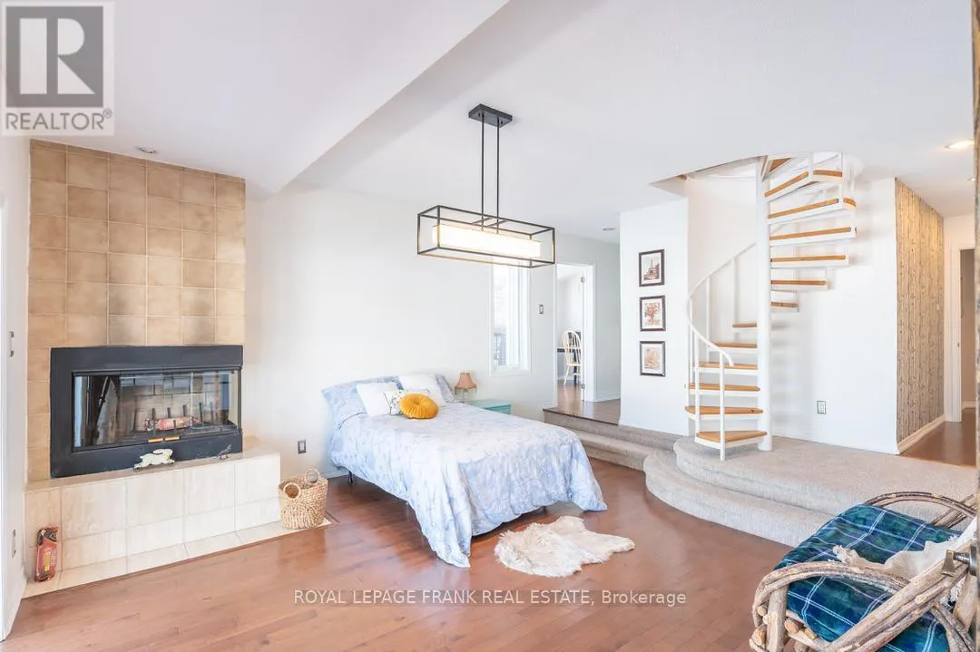 978 HARRINGTON LINE