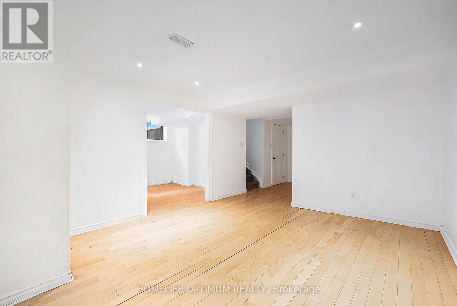 863 TARADALE DRIVE
