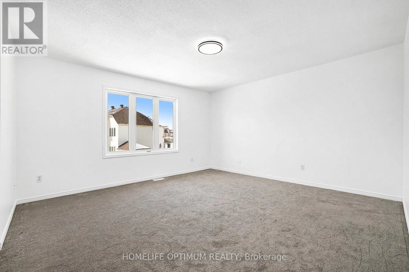 863 TARADALE DRIVE