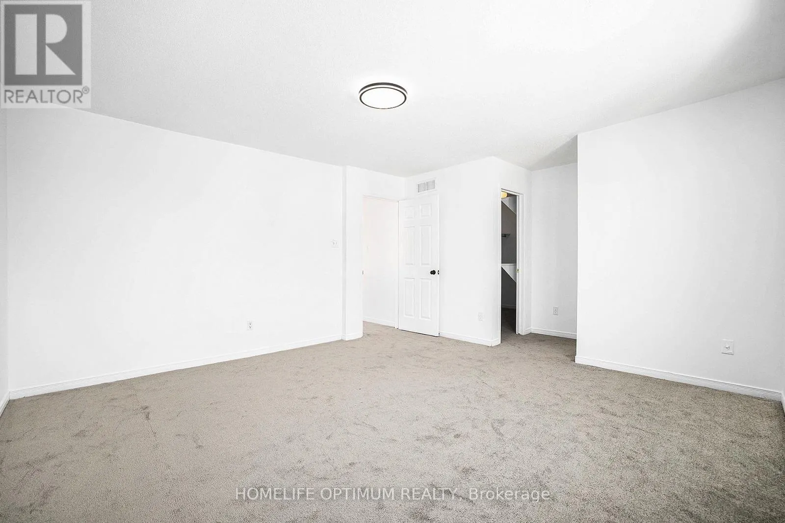 863 TARADALE DRIVE