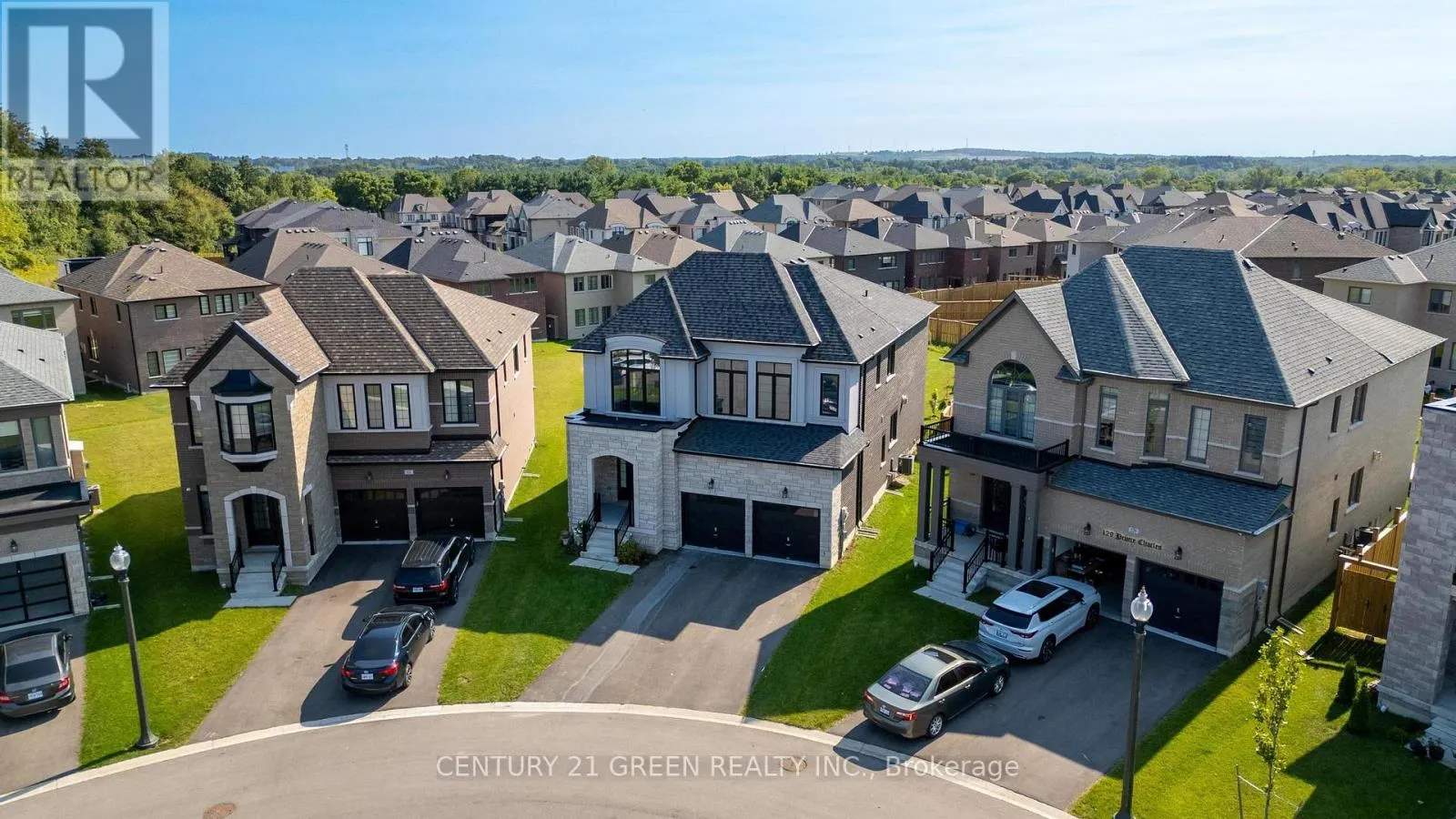 125 PRINCE CHARLES CRESCENT
