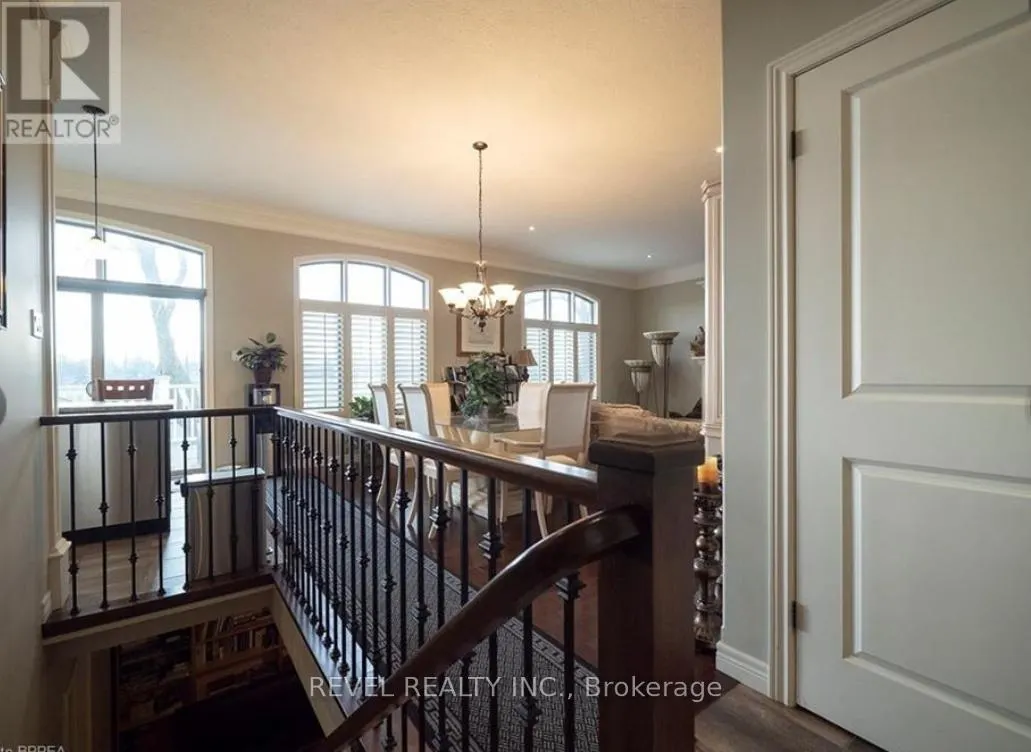10 - 68 FAIRVIEW DRIVE
