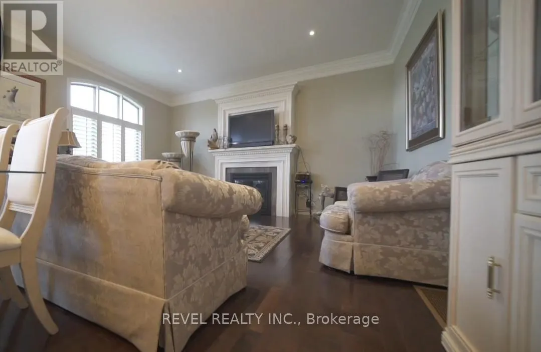 10 - 68 FAIRVIEW DRIVE