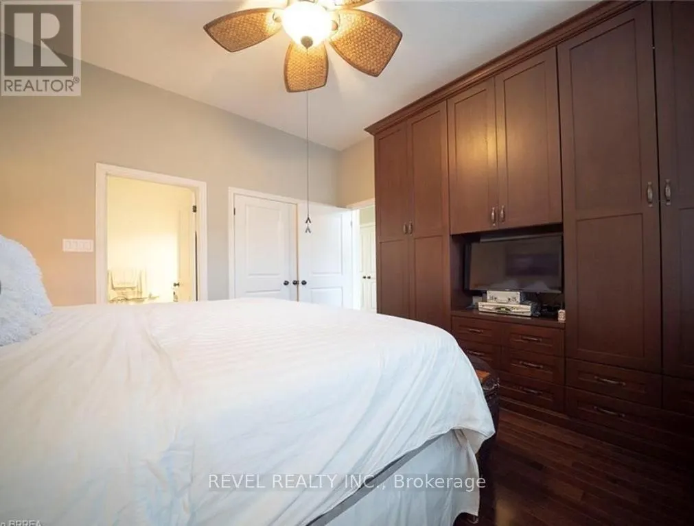 10 - 68 FAIRVIEW DRIVE