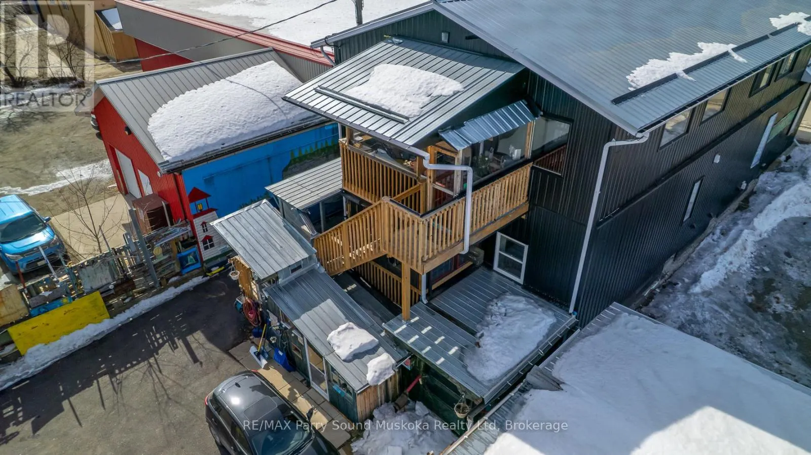 47 GIBSON STREET