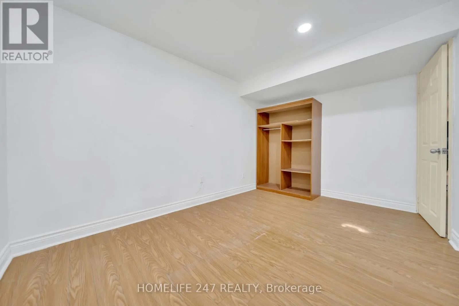 86 OLD HURON COURT