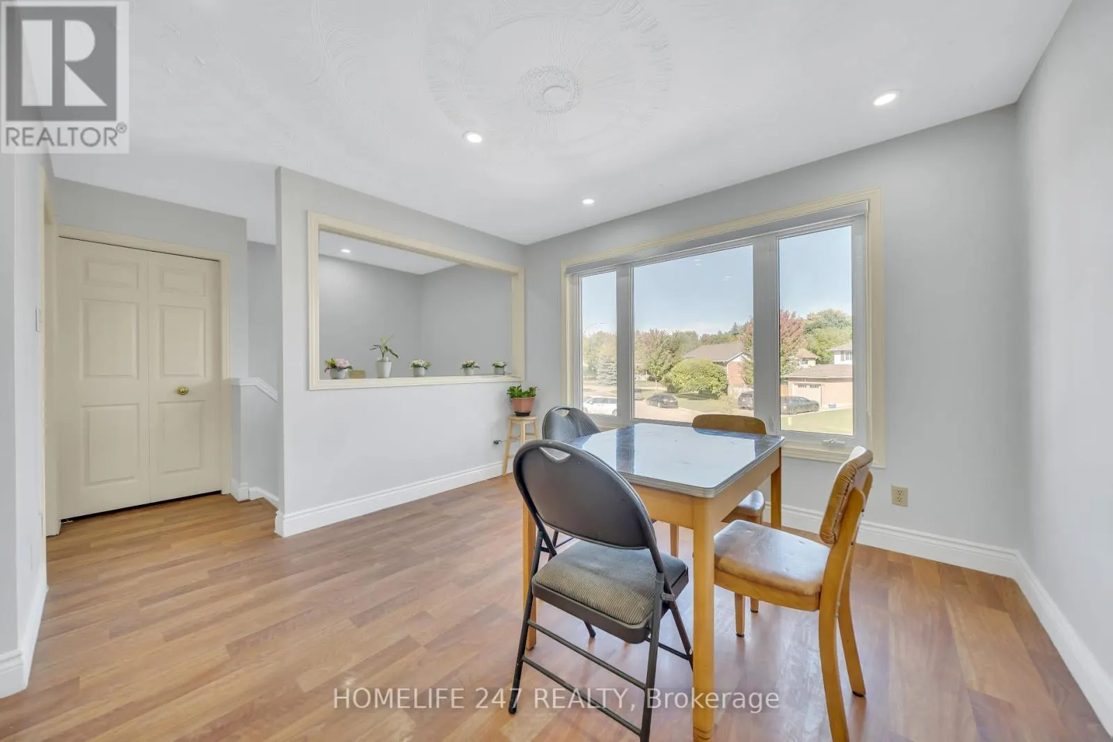 86 OLD HURON COURT