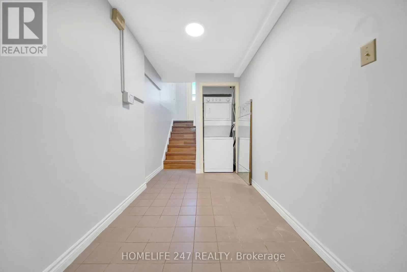 86 OLD HURON COURT
