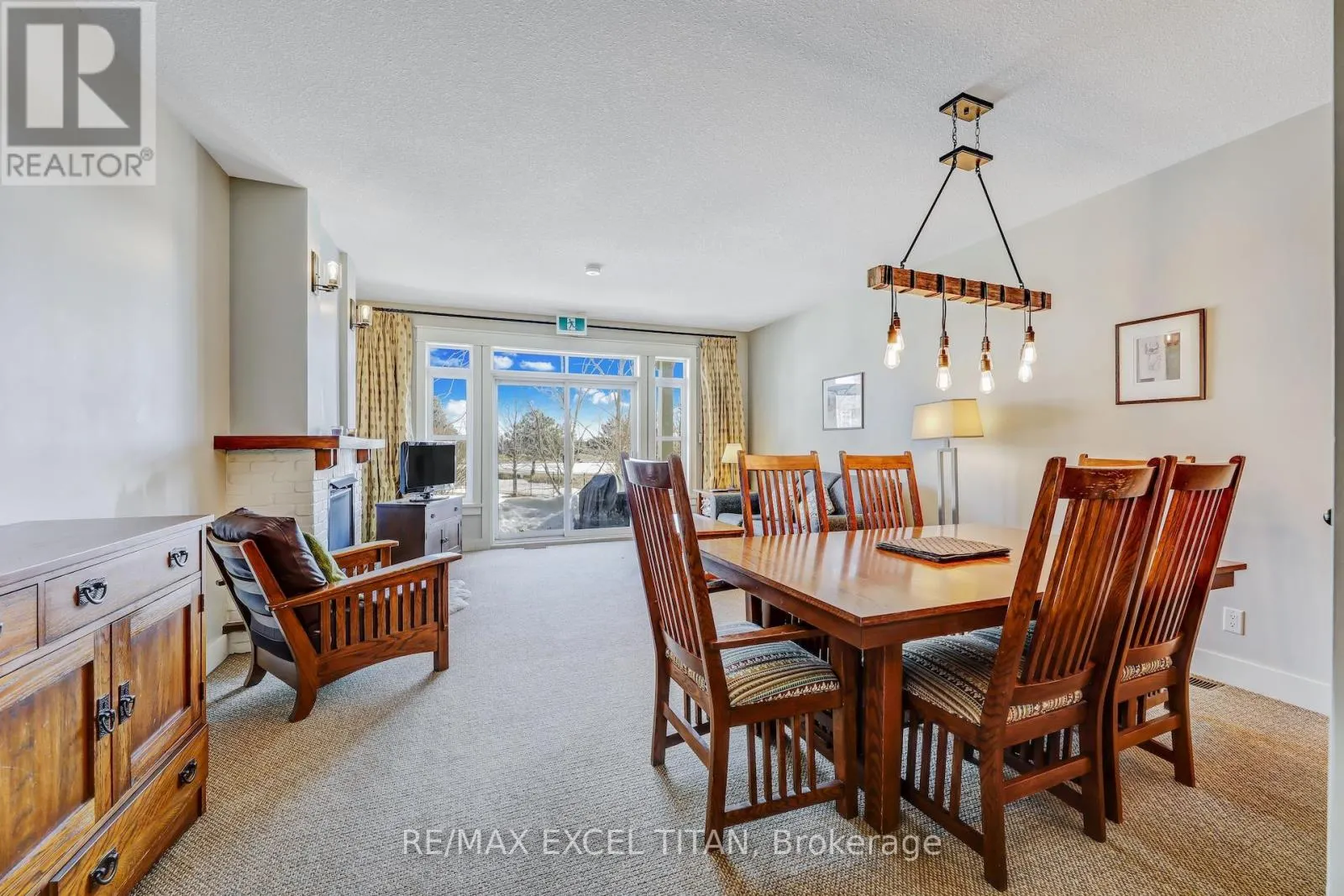 117 - 125 FAIRWAY COURT N