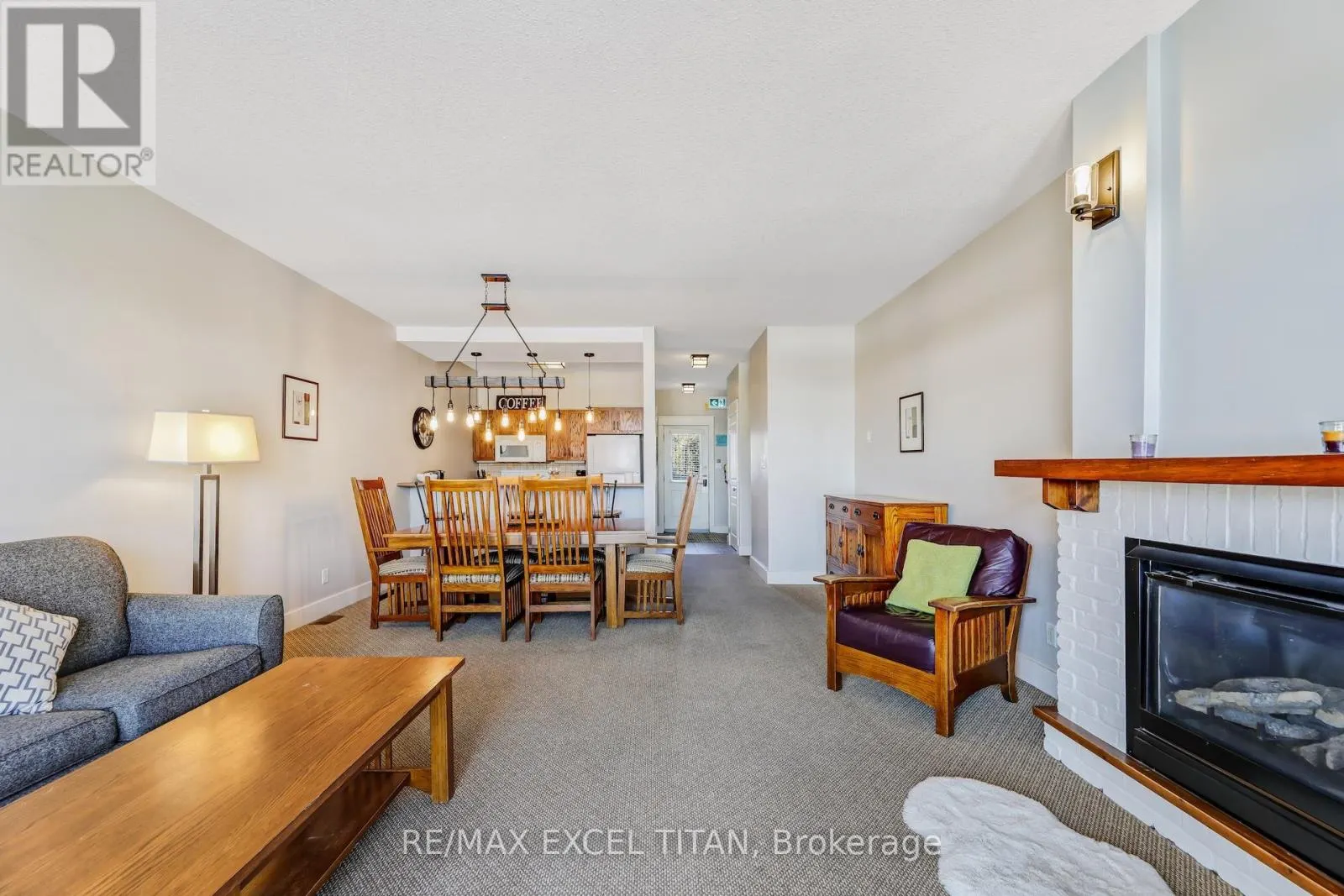 117 - 125 FAIRWAY COURT N