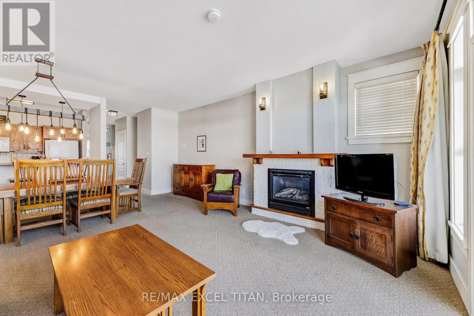 117 - 125 FAIRWAY COURT N