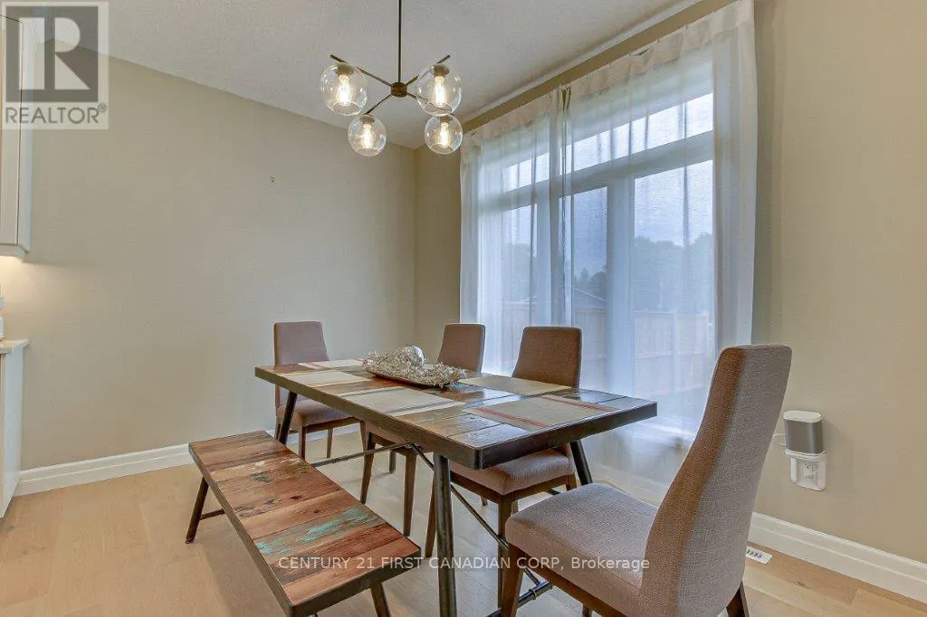 6 ASPEN CIRCLE