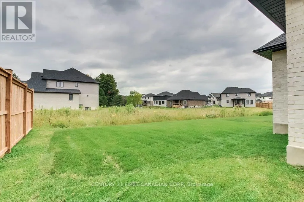 6 ASPEN CIRCLE