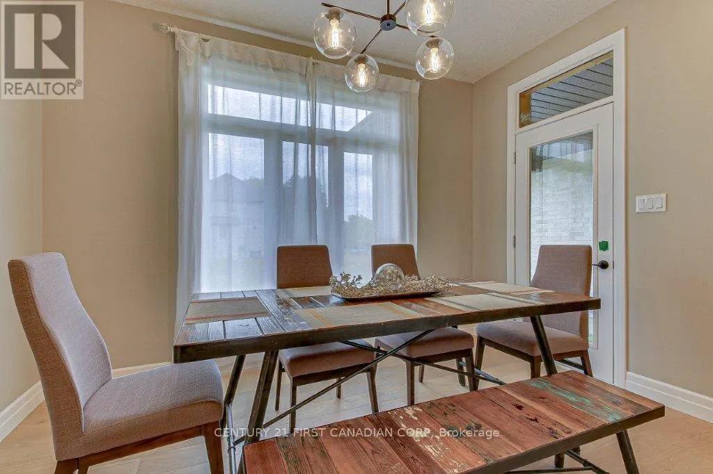 6 ASPEN CIRCLE