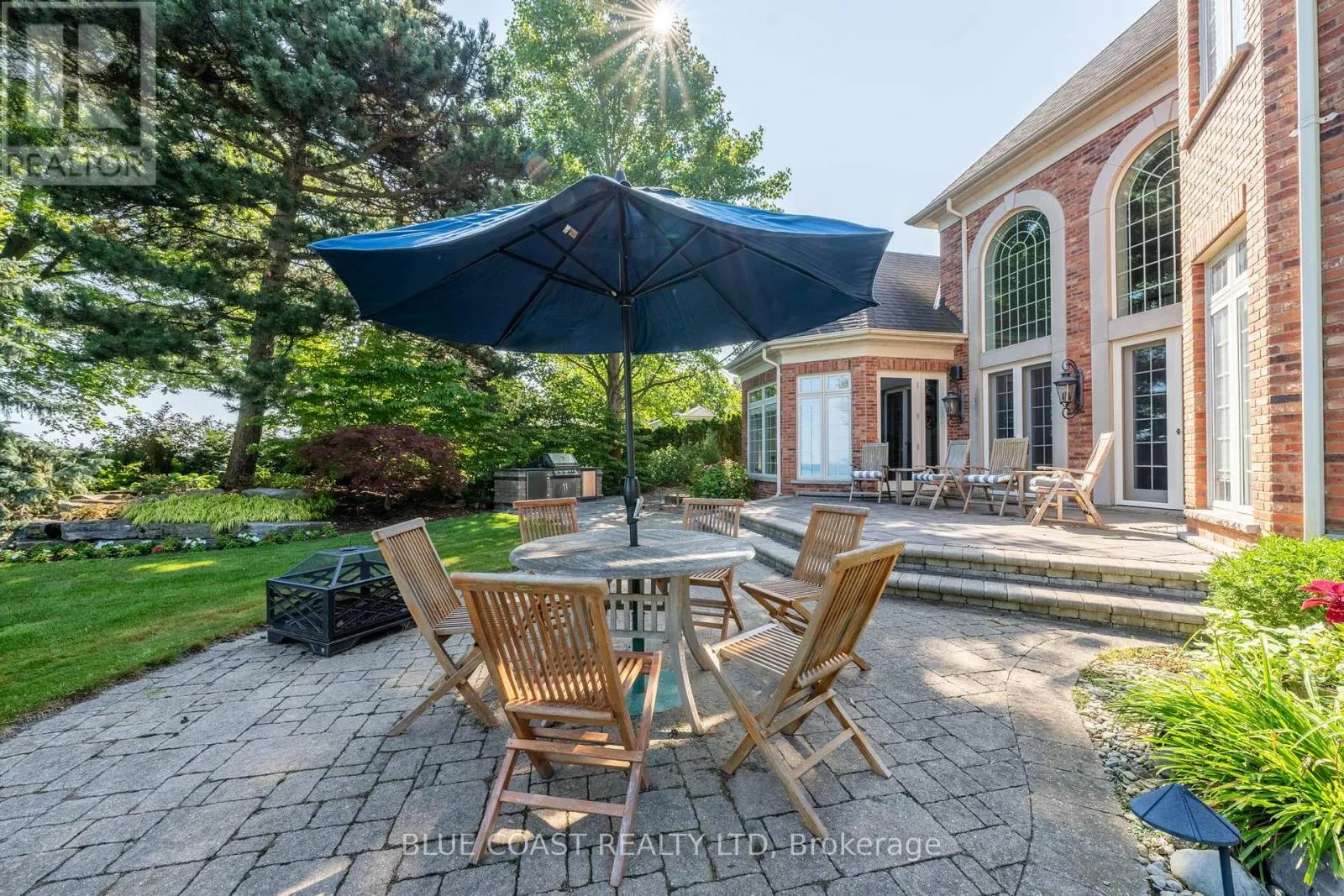 920 LAKESHORE ROAD