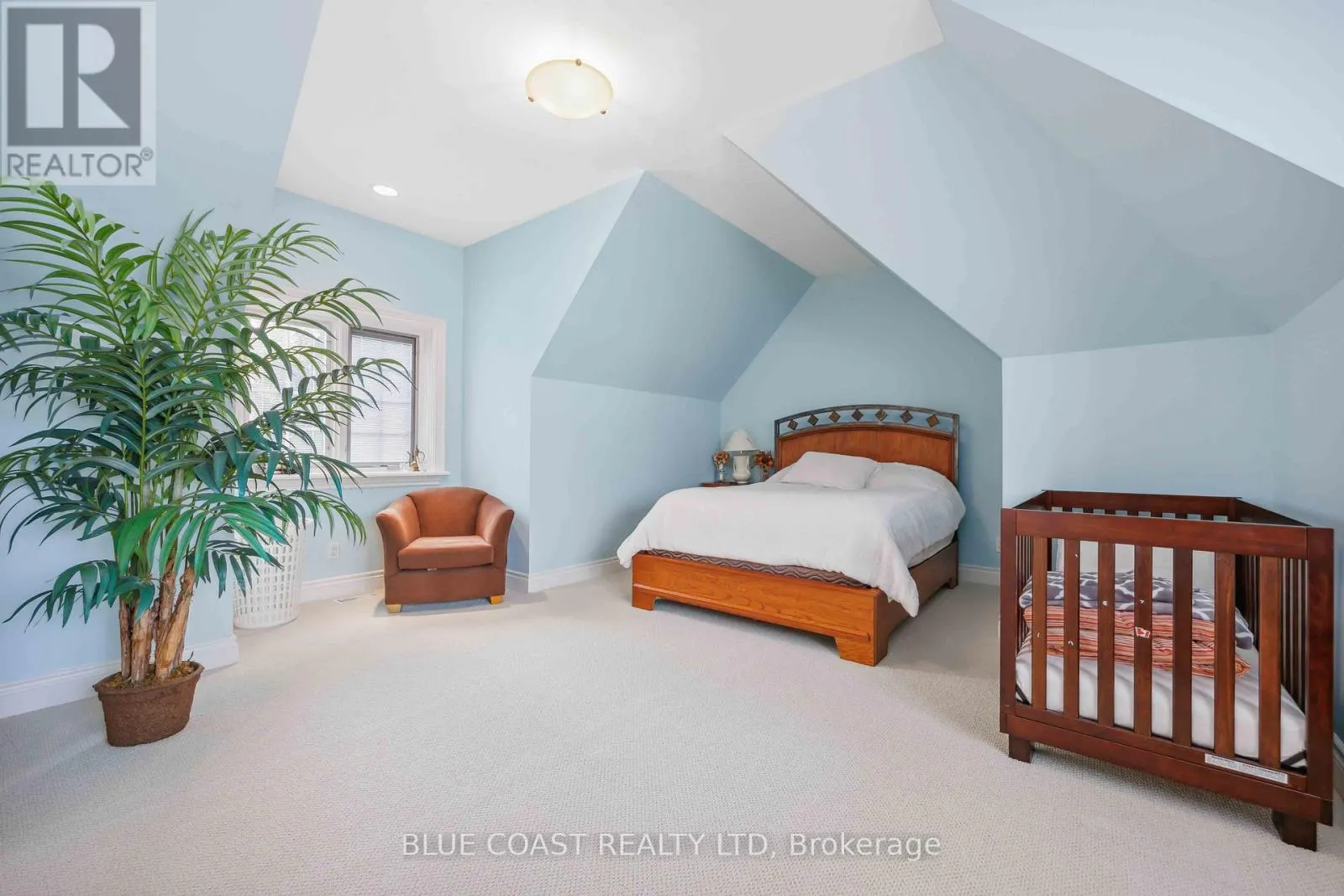 920 LAKESHORE ROAD