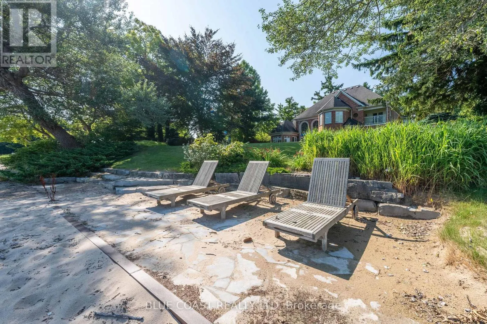 920 LAKESHORE ROAD